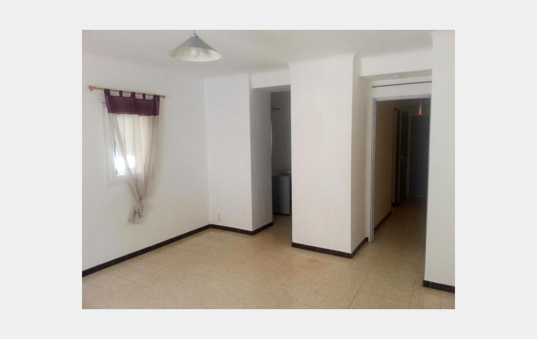 Annonces MANOSQUE : Appartement | GREOUX-LES-BAINS (04800) | 30 m2 | 410 € 